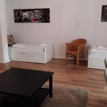 Family For 6 Guests, Mitte Moabit